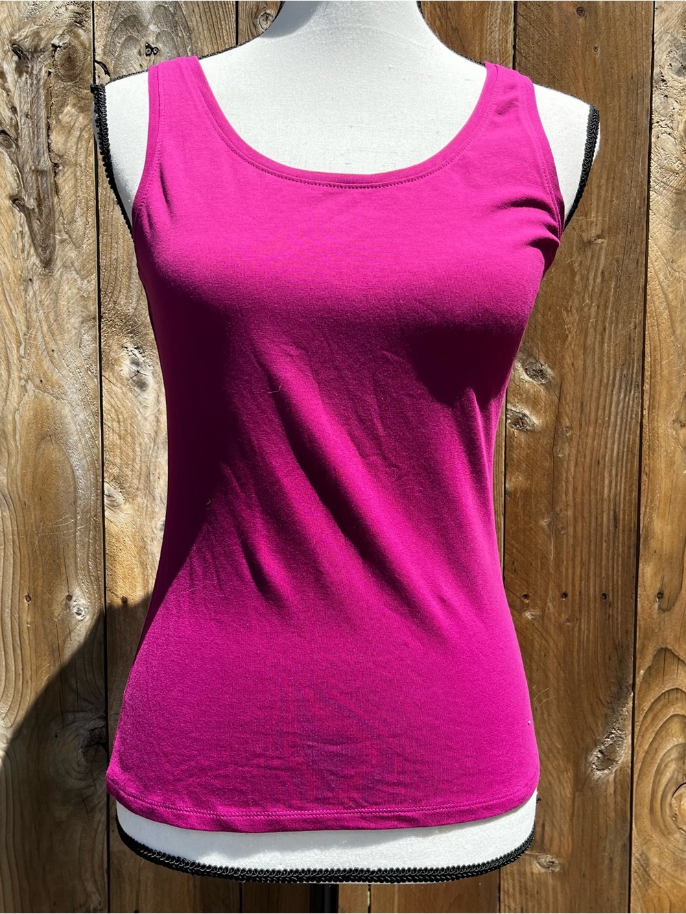 Brand New Nic and Zoe Classic Women's Tank Top in Fuchsia